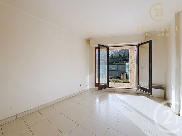Appartement F2 à vendre - 2 pièces - 27.2 m2 - GRASSE - 06 - PROVENCE-ALPES-COTE-D-AZUR - Century 21 Moulin De Brun