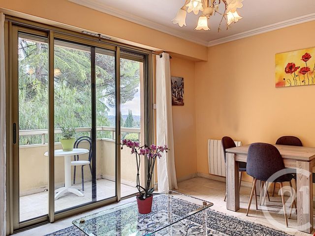 Afficher la photo en grand Appartement F2 à vendre - 2 pièces - 37.51 m2 - GRASSE - 06 - PROVENCE-ALPES-COTE-D-AZUR - Century 21 Moulin De Brun