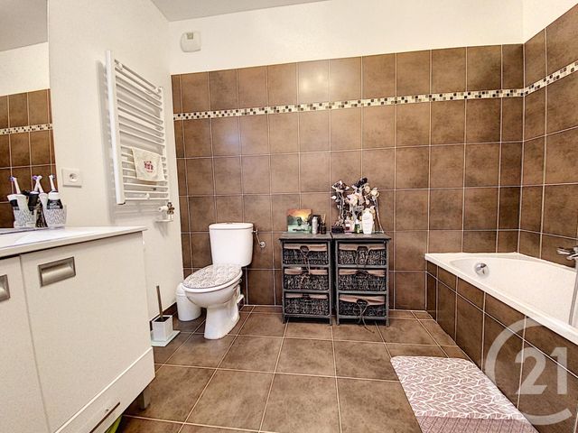 Afficher la photo en grand Appartement F2 à vendre - 2 pièces - 44.93 m2 - AURIBEAU SUR SIAGNE - 06 - PROVENCE-ALPES-COTE-D-AZUR - Century 21 Moulin De Brun