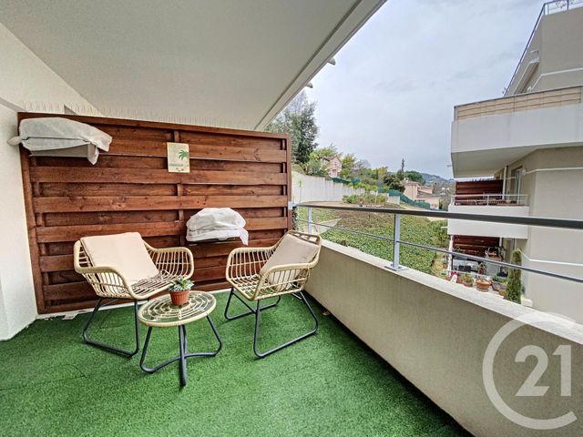 Afficher la photo en grand Appartement F2 à vendre - 2 pièces - 44.93 m2 - AURIBEAU SUR SIAGNE - 06 - PROVENCE-ALPES-COTE-D-AZUR - Century 21 Moulin De Brun