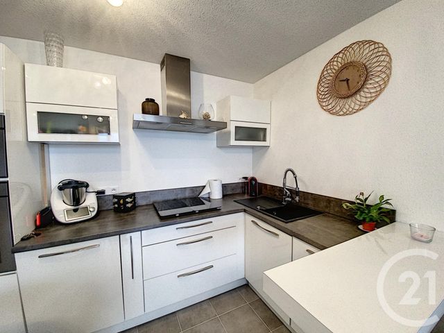 Afficher la photo en grand Appartement F2 à vendre - 2 pièces - 44.93 m2 - AURIBEAU SUR SIAGNE - 06 - PROVENCE-ALPES-COTE-D-AZUR - Century 21 Moulin De Brun