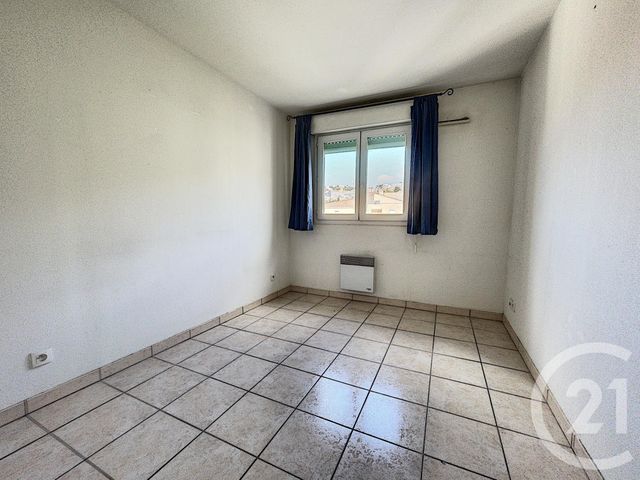 Appartement F4 à vendre - 3 pièces - 79.87 m2 - GRASSE - 06 - PROVENCE-ALPES-COTE-D-AZUR - Century 21 Moulin De Brun Appartement F4 à vendre - 3 pièces - 79.87 m2 - GRASSE - 06 - PROVENCE-ALPES-COTE-D-AZUR - Century 21 Moulin De Brun