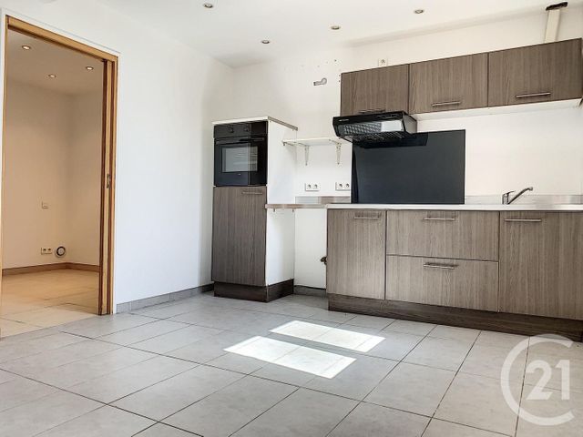 Afficher la photo en grand Appartement F2 à louer - 2 pièces - 26.7 m2 - GRASSE - 06 - PROVENCE-ALPES-COTE-D-AZUR - Century 21 Moulin De Brun