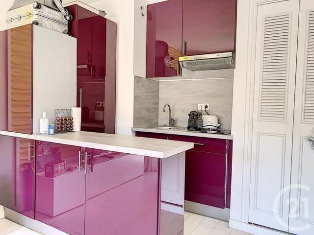 Afficher la photo en grand Appartement F1 à vendre - 1 pièce - 22.0 m2 - LE CANNET - 06 - PROVENCE-ALPES-COTE-D-AZUR - Century 21 Moulin De Brun