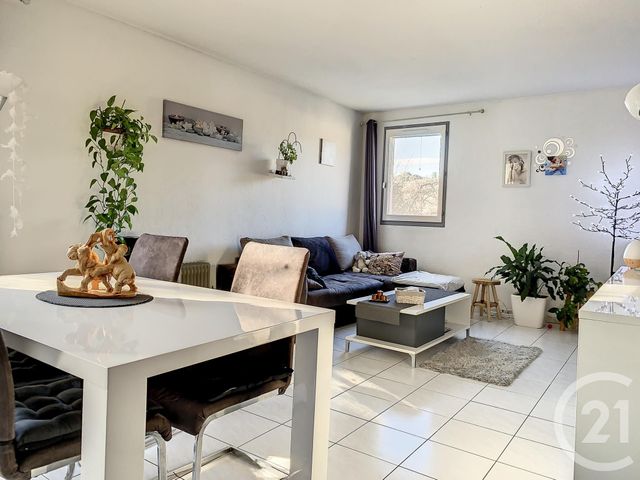 Appartement F3 à vendre - 3 pièces - 66.02 m2 - GRASSE - 06 - PROVENCE-ALPES-COTE-D-AZUR - Century 21 Moulin De Brun