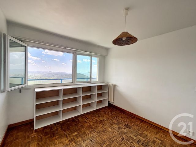 Afficher la photo en grand Appartement F2 à vendre - 2 pièces - 44.31 m2 - GRASSE - 06 - PROVENCE-ALPES-COTE-D-AZUR - Century 21 Moulin De Brun