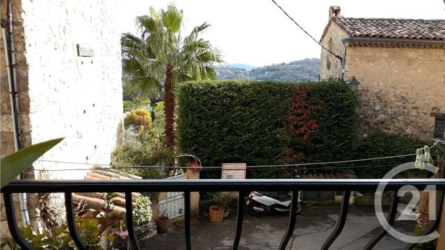 Afficher la photo en grand Studio à louer - 1 pièce - 20.0 m2 - GRASSE - 06 - PROVENCE-ALPES-COTE-D-AZUR - Century 21 Moulin De Brun