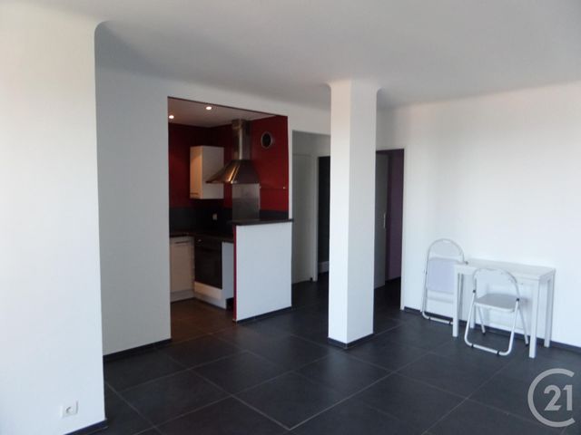 Afficher la photo en grand Appartement F3 à louer - 3 pièces - 54.0 m2 - GRASSE - 06 - PROVENCE-ALPES-COTE-D-AZUR - Century 21 Moulin De Brun