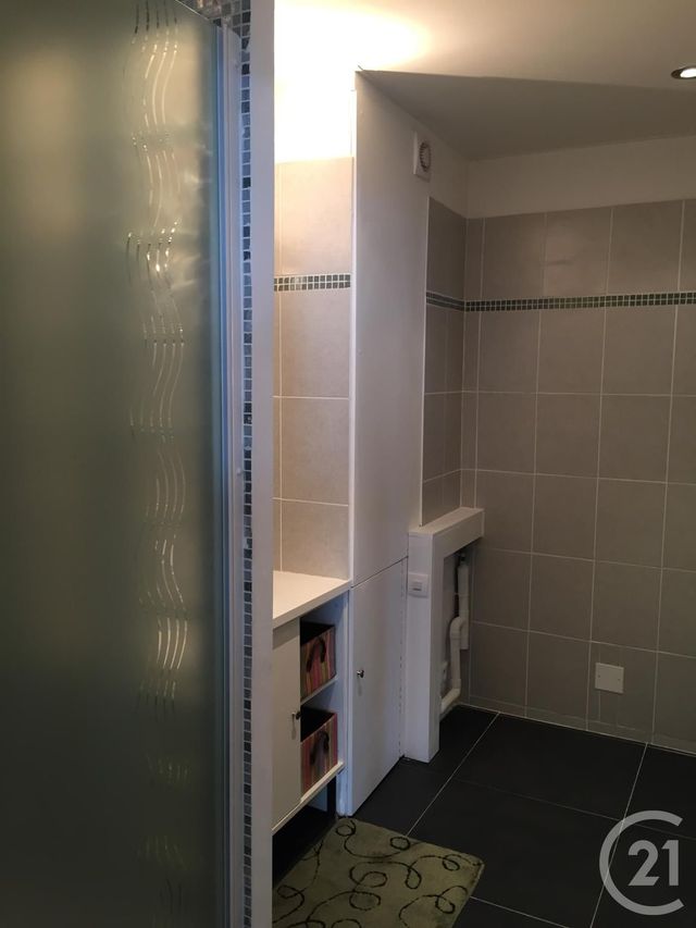 Afficher la photo en grand Appartement F3 à louer - 3 pièces - 54.0 m2 - GRASSE - 06 - PROVENCE-ALPES-COTE-D-AZUR - Century 21 Moulin De Brun