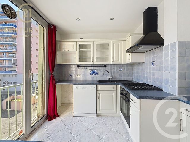 Appartement F4 à vendre - 4 pièces - 66.01 m2 - GRASSE - 06 - PROVENCE-ALPES-COTE-D-AZUR - Century 21 Moulin De Brun