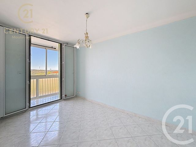 Appartement F4 à vendre - 4 pièces - 66.01 m2 - GRASSE - 06 - PROVENCE-ALPES-COTE-D-AZUR - Century 21 Moulin De Brun