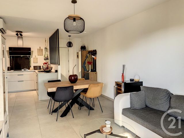 Appartement F3 à vendre - 3 pièces - 60.0 m2 - GRASSE - 06 - PROVENCE-ALPES-COTE-D-AZUR - Century 21 Moulin De Brun
