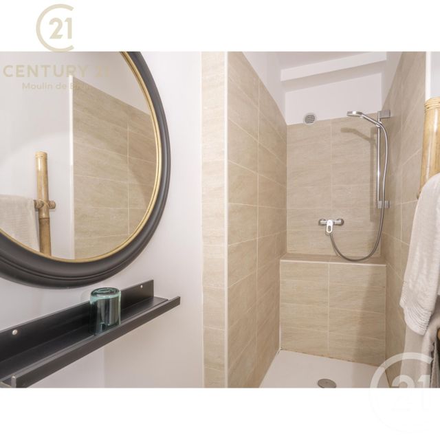 Appartement F3 à vendre - 3 pièces - 48.0 m2 - GRASSE - 06 - PROVENCE-ALPES-COTE-D-AZUR - Century 21 Moulin De Brun