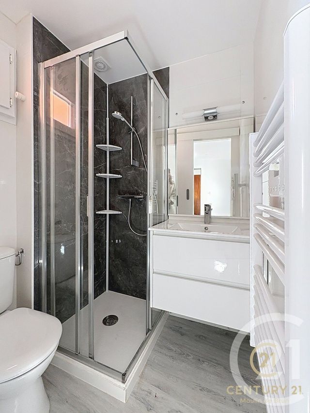 Appartement F1 à louer - 1 pièce - 16.98 m2 - GRASSE - 06 - PROVENCE-ALPES-COTE-D-AZUR - Century 21 Moulin De Brun