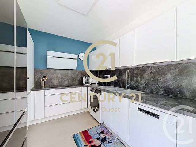 Appartement F3 à vendre - 3 pièces - 97.22 m2 - GRASSE - 06 - PROVENCE-ALPES-COTE-D-AZUR - Century 21 Moulin De Brun