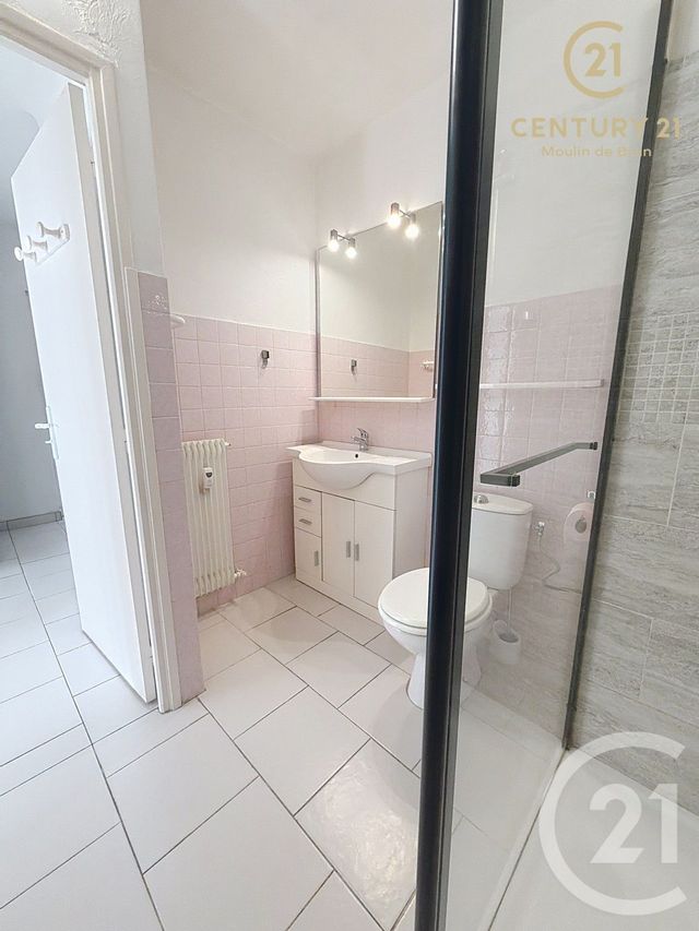 Appartement F2 à vendre - 2 pièces - 47.09 m2 - GRASSE - 06 - PROVENCE-ALPES-COTE-D-AZUR - Century 21 Moulin De Brun