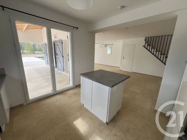 maison à louer - 4 pièces - 122.38 m2 - FAYENCE - 83 - PROVENCE-ALPES-COTE-D-AZUR - Century 21 Moulin De Brun