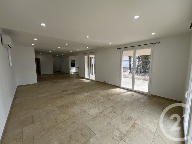 maison à louer - 4 pièces - 122.38 m2 - FAYENCE - 83 - PROVENCE-ALPES-COTE-D-AZUR - Century 21 Moulin De Brun