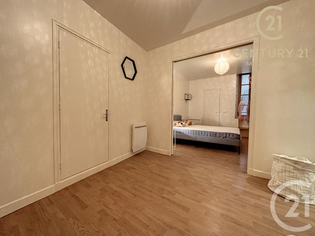 Appartement F2 à louer - 2 pièces - 68.66 m2 - GRASSE - 06 - PROVENCE-ALPES-COTE-D-AZUR - Century 21 Moulin De Brun