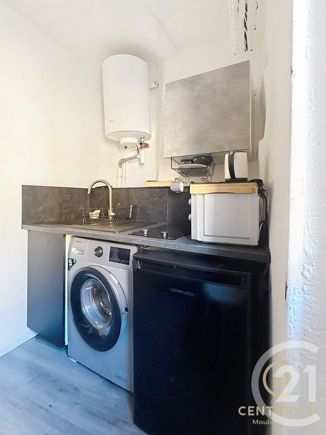 Appartement Studette à louer - 1 pièce - 11.8 m2 - GRASSE - 06 - PROVENCE-ALPES-COTE-D-AZUR - Century 21 Moulin De Brun