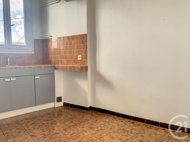 Appartement F3 à louer - 3 pièces - 54.11 m2 - GRASSE - 06 - PROVENCE-ALPES-COTE-D-AZUR - Century 21 Moulin De Brun