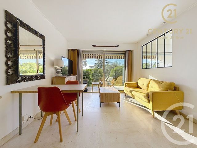 Appartement F2 à vendre - 2 pièces - 37.48 m2 - LE CANNET - 06 - PROVENCE-ALPES-COTE-D-AZUR - Century 21 Moulin De Brun