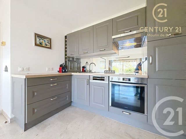 Appartement F2 à vendre - 2 pièces - 37.48 m2 - LE CANNET - 06 - PROVENCE-ALPES-COTE-D-AZUR - Century 21 Moulin De Brun
