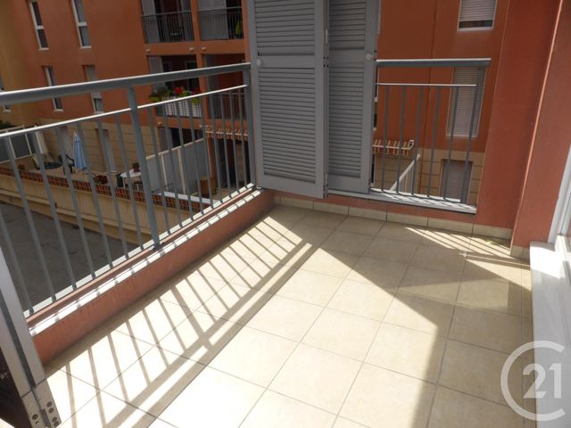 Appartement F2 à louer - 2 pièces - 41.52 m2 - GRASSE - 06 - PROVENCE-ALPES-COTE-D-AZUR - Century 21 Moulin De Brun