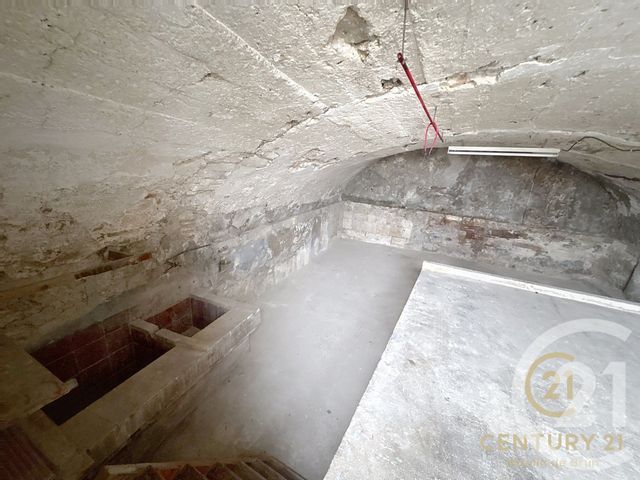 parking à louer - 50.0 m2 - GRASSE - 06 - PROVENCE-ALPES-COTE-D-AZUR - Century 21 Moulin De Brun