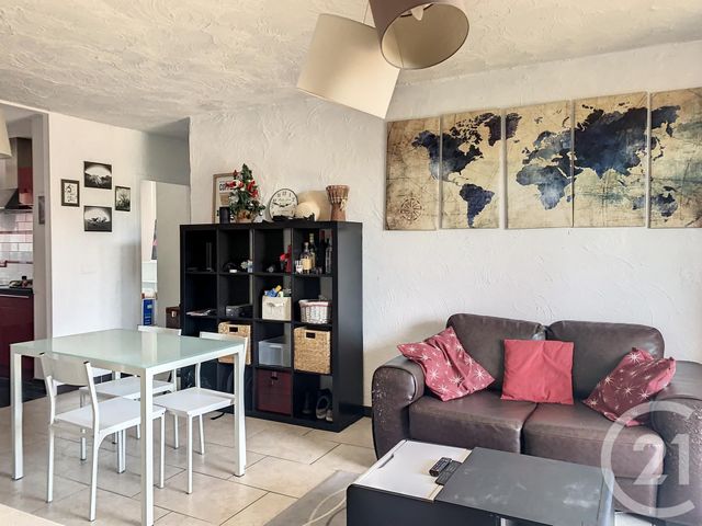 Appartement F4 à louer - 4 pièces - 78.01 m2 - GRASSE - 06 - PROVENCE-ALPES-COTE-D-AZUR - Century 21 Moulin De Brun