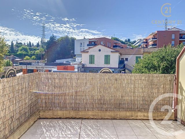 Appartement F3 à louer - 3 pièces - 64.35 m2 - GRASSE - 06 - PROVENCE-ALPES-COTE-D-AZUR - Century 21 Moulin De Brun