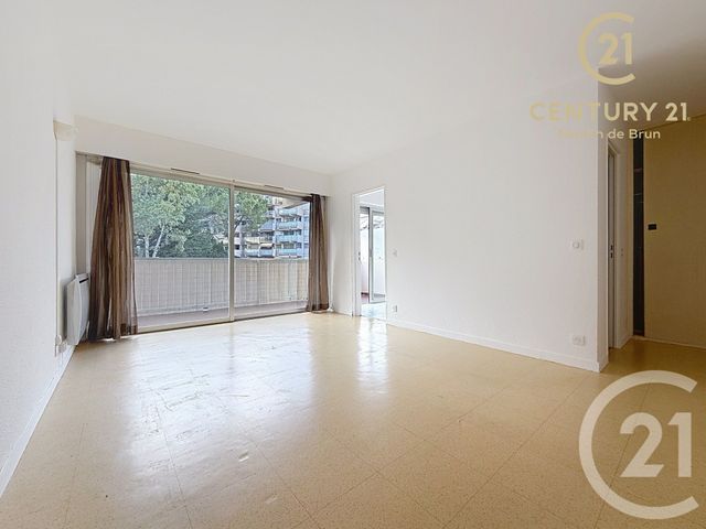 Appartement F1 à louer - 1 pièce - 28.91 m2 - GRASSE - 06 - PROVENCE-ALPES-COTE-D-AZUR - Century 21 Moulin De Brun