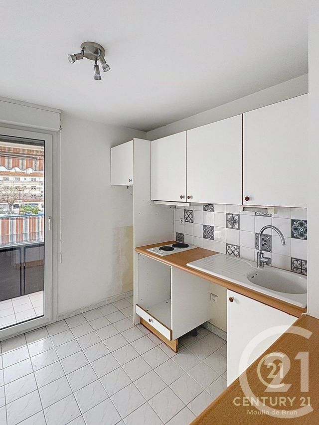 Appartement F2 à louer - 2 pièces - 46.0 m2 - GRASSE - 06 - PROVENCE-ALPES-COTE-D-AZUR - Century 21 Moulin De Brun