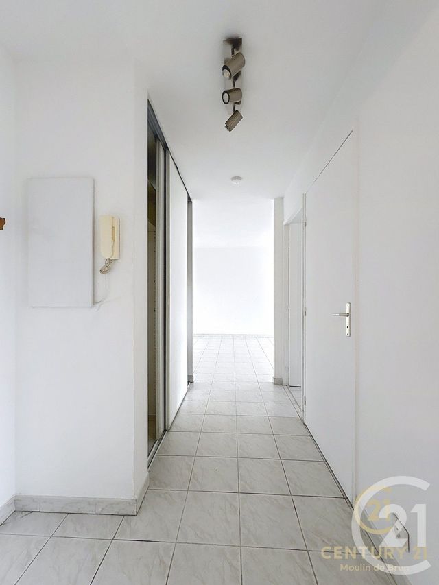 Appartement F2 à louer - 2 pièces - 46.0 m2 - GRASSE - 06 - PROVENCE-ALPES-COTE-D-AZUR - Century 21 Moulin De Brun