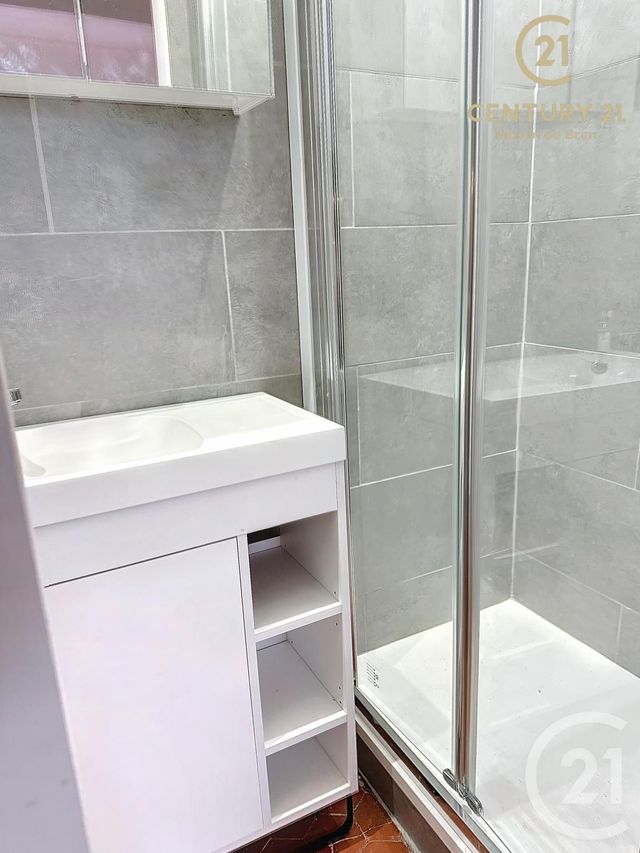 Appartement F1 à louer - 1 pièce - 36.66 m2 - GRASSE - 06 - PROVENCE-ALPES-COTE-D-AZUR - Century 21 Moulin De Brun