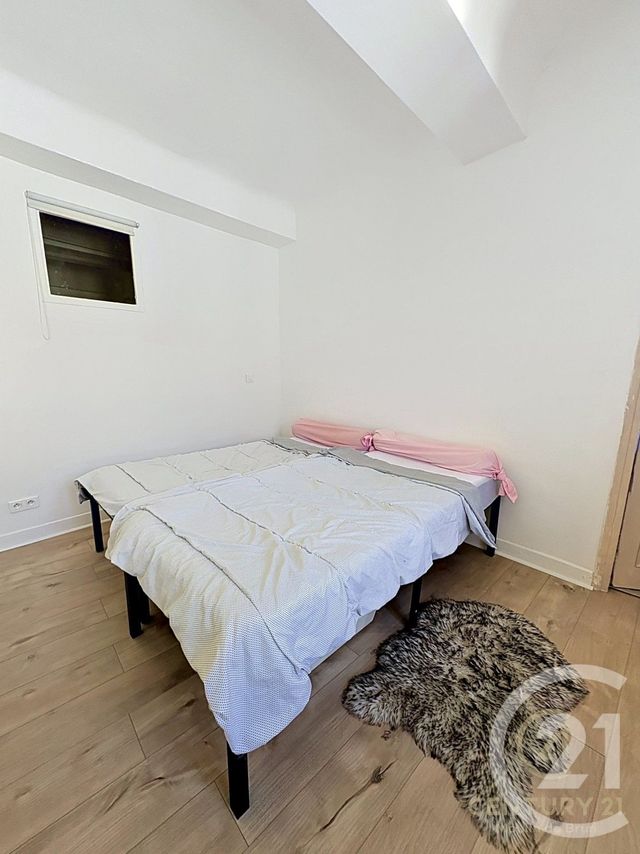 Appartement F2 bis à louer - 2 pièces - 61.7 m2 - GRASSE - 06 - PROVENCE-ALPES-COTE-D-AZUR - Century 21 Moulin De Brun