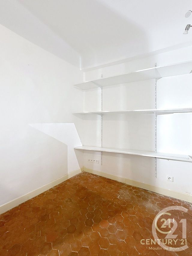 Appartement F2 bis à louer - 2 pièces - 61.7 m2 - GRASSE - 06 - PROVENCE-ALPES-COTE-D-AZUR - Century 21 Moulin De Brun