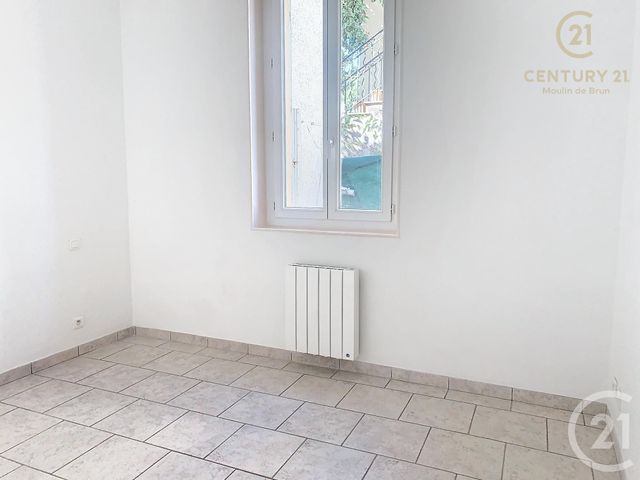 Appartement F3 à louer - 3 pièces - 56.42 m2 - GRASSE - 06 - PROVENCE-ALPES-COTE-D-AZUR - Century 21 Moulin De Brun