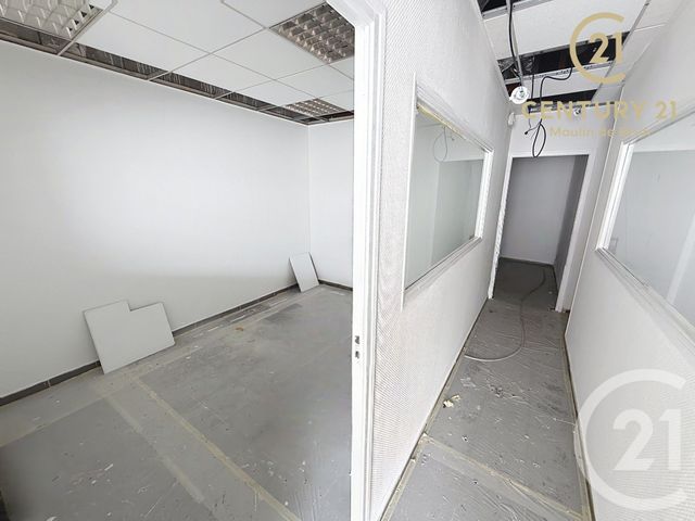 commerce à louer - 108.0 m2 - GRASSE - 06 - PROVENCE-ALPES-COTE-D-AZUR - Century 21 Moulin De Brun