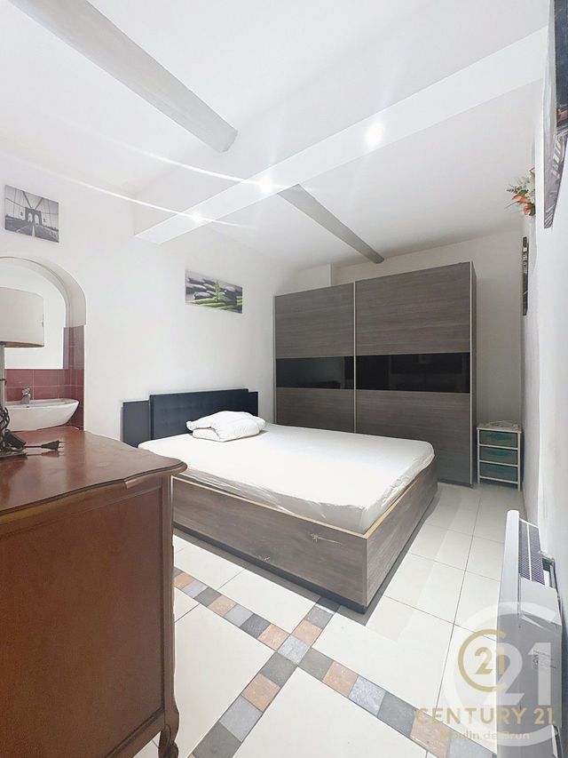 Appartement F2 à louer - 2 pièces - 42.2 m2 - GRASSE - 06 - PROVENCE-ALPES-COTE-D-AZUR - Century 21 Moulin De Brun