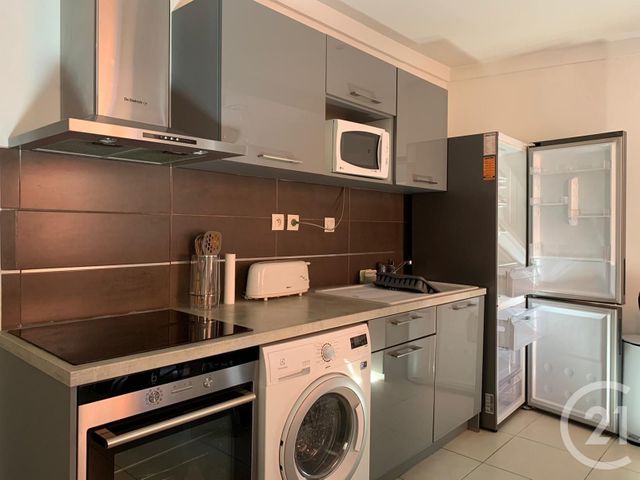Appartement F2 à louer - 2 pièces - 42.2 m2 - GRASSE - 06 - PROVENCE-ALPES-COTE-D-AZUR - Century 21 Moulin De Brun
