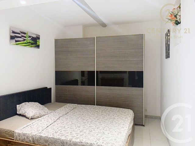 Appartement F2 à louer - 2 pièces - 42.2 m2 - GRASSE - 06 - PROVENCE-ALPES-COTE-D-AZUR - Century 21 Moulin De Brun