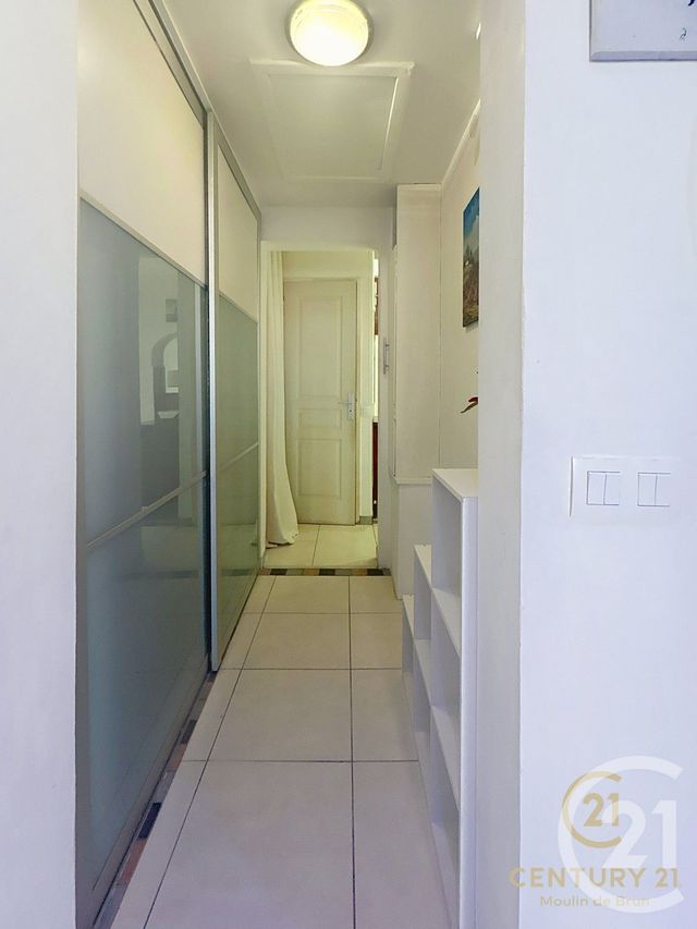 Appartement F2 à louer - 2 pièces - 42.2 m2 - GRASSE - 06 - PROVENCE-ALPES-COTE-D-AZUR - Century 21 Moulin De Brun