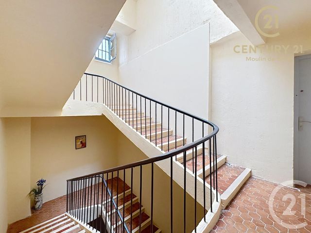 Appartement F2 à louer - 2 pièces - 30.79 m2 - GRASSE - 06 - PROVENCE-ALPES-COTE-D-AZUR - Century 21 Moulin De Brun