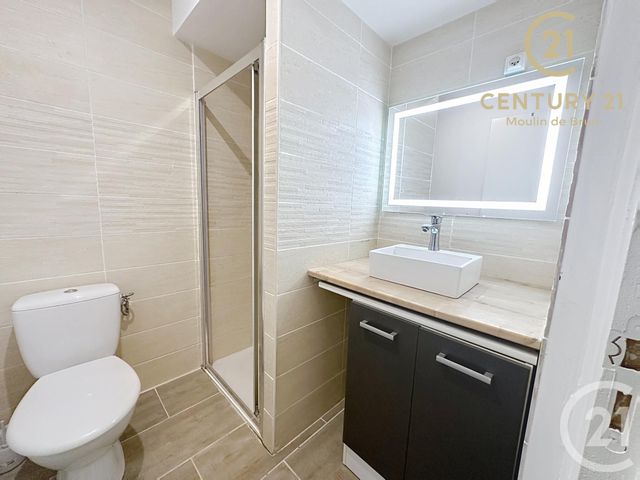 Appartement F2 à louer - 2 pièces - 30.79 m2 - GRASSE - 06 - PROVENCE-ALPES-COTE-D-AZUR - Century 21 Moulin De Brun