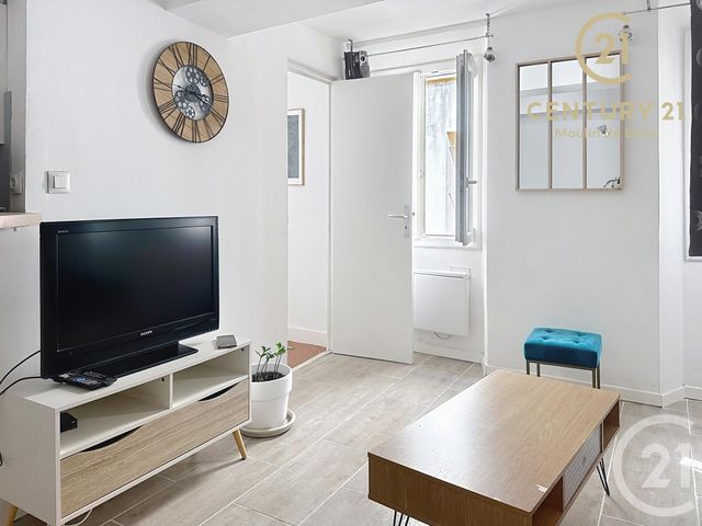 Appartement F2 à louer - 2 pièces - 30.79 m2 - GRASSE - 06 - PROVENCE-ALPES-COTE-D-AZUR - Century 21 Moulin De Brun