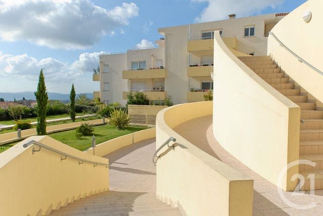 Appartement F2 à louer - 2 pièces - 36.62 m2 - GRASSE - 06 - PROVENCE-ALPES-COTE-D-AZUR - Century 21 Moulin De Brun