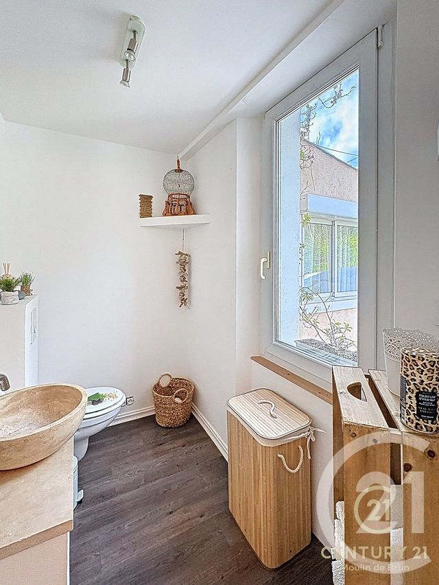 Appartement F3 à louer - 3 pièces - 98.47 m2 - GRASSE - 06 - PROVENCE-ALPES-COTE-D-AZUR - Century 21 Moulin De Brun