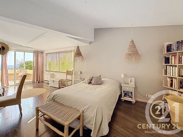 Appartement F3 à louer - 3 pièces - 98.47 m2 - GRASSE - 06 - PROVENCE-ALPES-COTE-D-AZUR - Century 21 Moulin De Brun