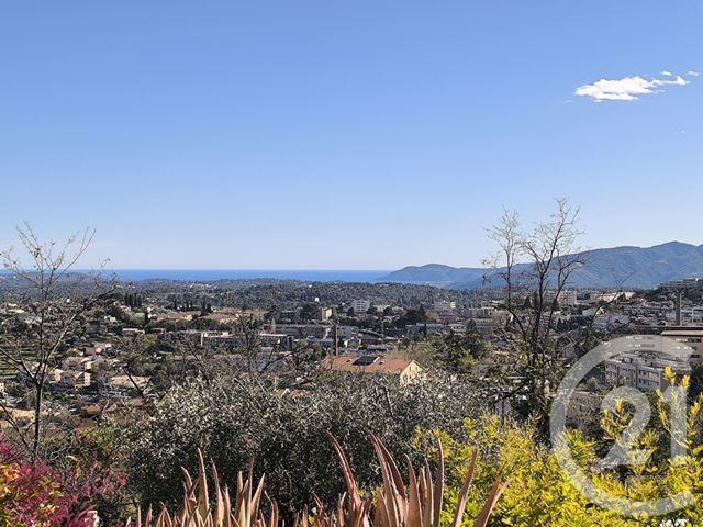 Appartement F3 à louer - 3 pièces - 98.47 m2 - GRASSE - 06 - PROVENCE-ALPES-COTE-D-AZUR - Century 21 Moulin De Brun